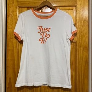 Women’s Nike T-Shirt